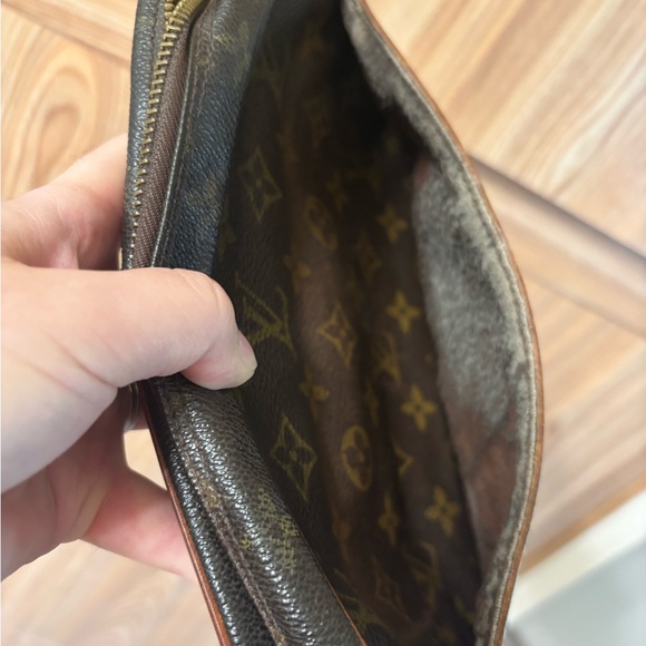 Auth LOUIS VUITTON Monogram Compiegne 23 Clutch Bag - Picture 15 of 15